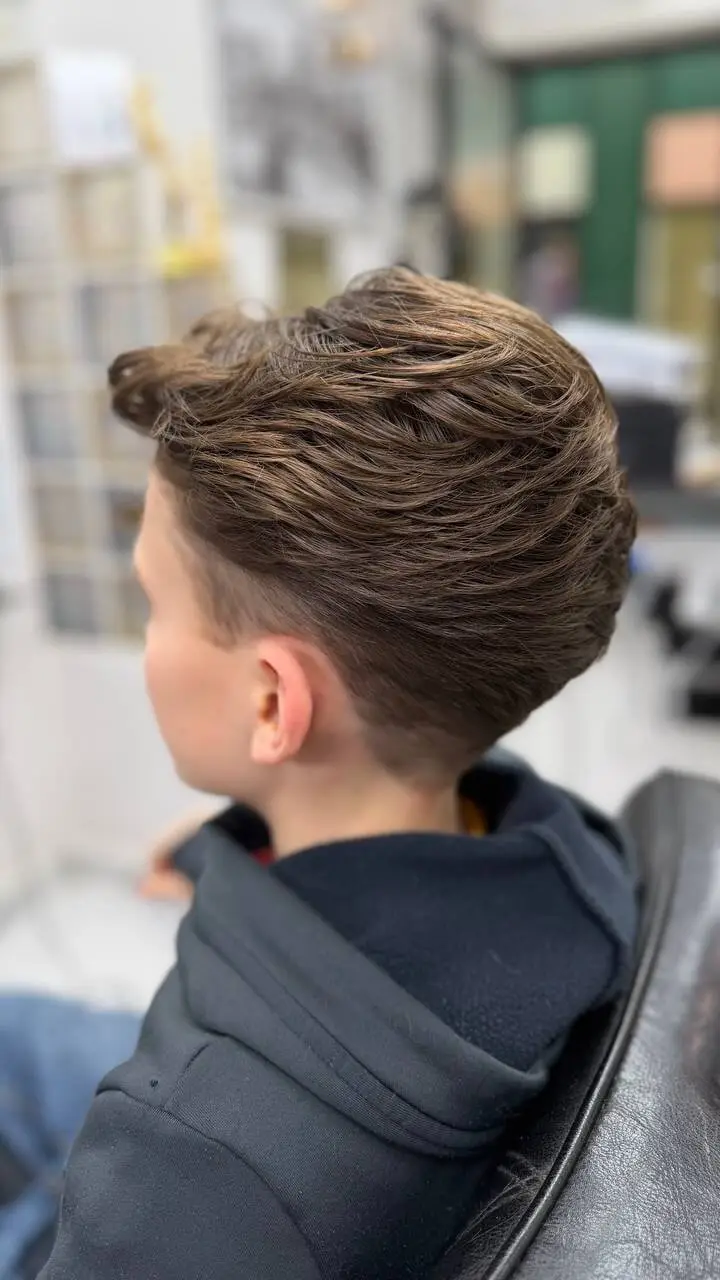 Taglio a forbice uomo Piacenza Parrucchieri Mineò