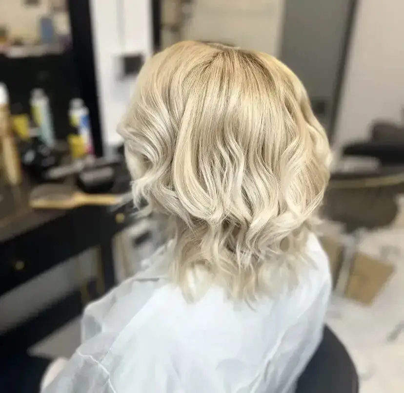 Taglio di capelli donna Parrucchieri Mineò Piacenza